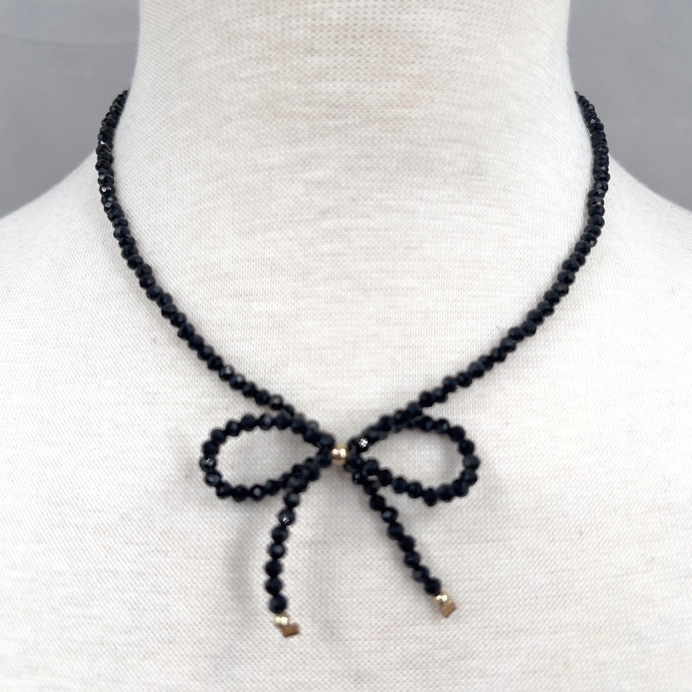 Vintage Beaded Bow Necklace Black‎ Faceted Glass Beads Coquette Dainty